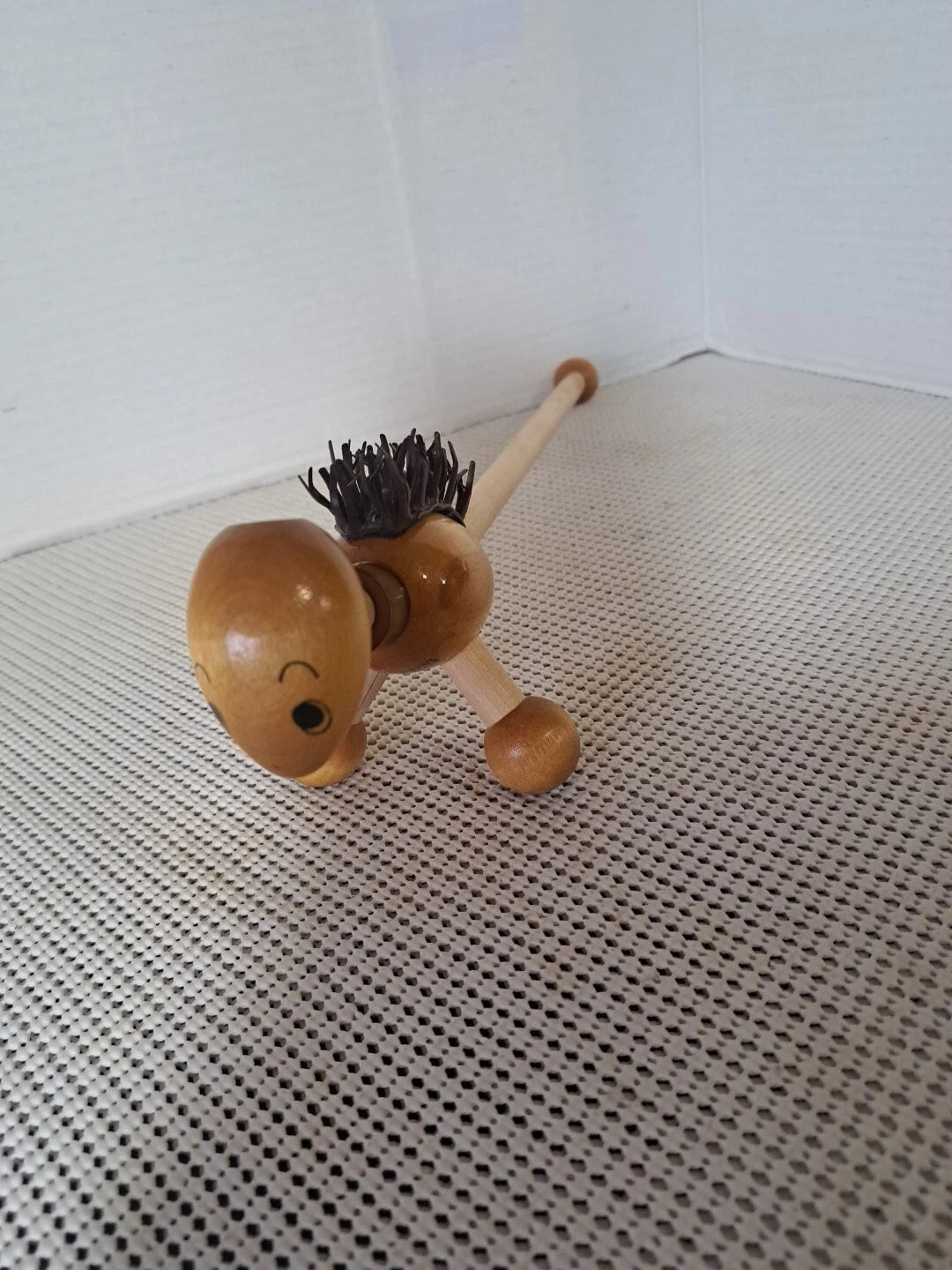 Scratcha LotUvus Wood Back Scratcher Massager 16"