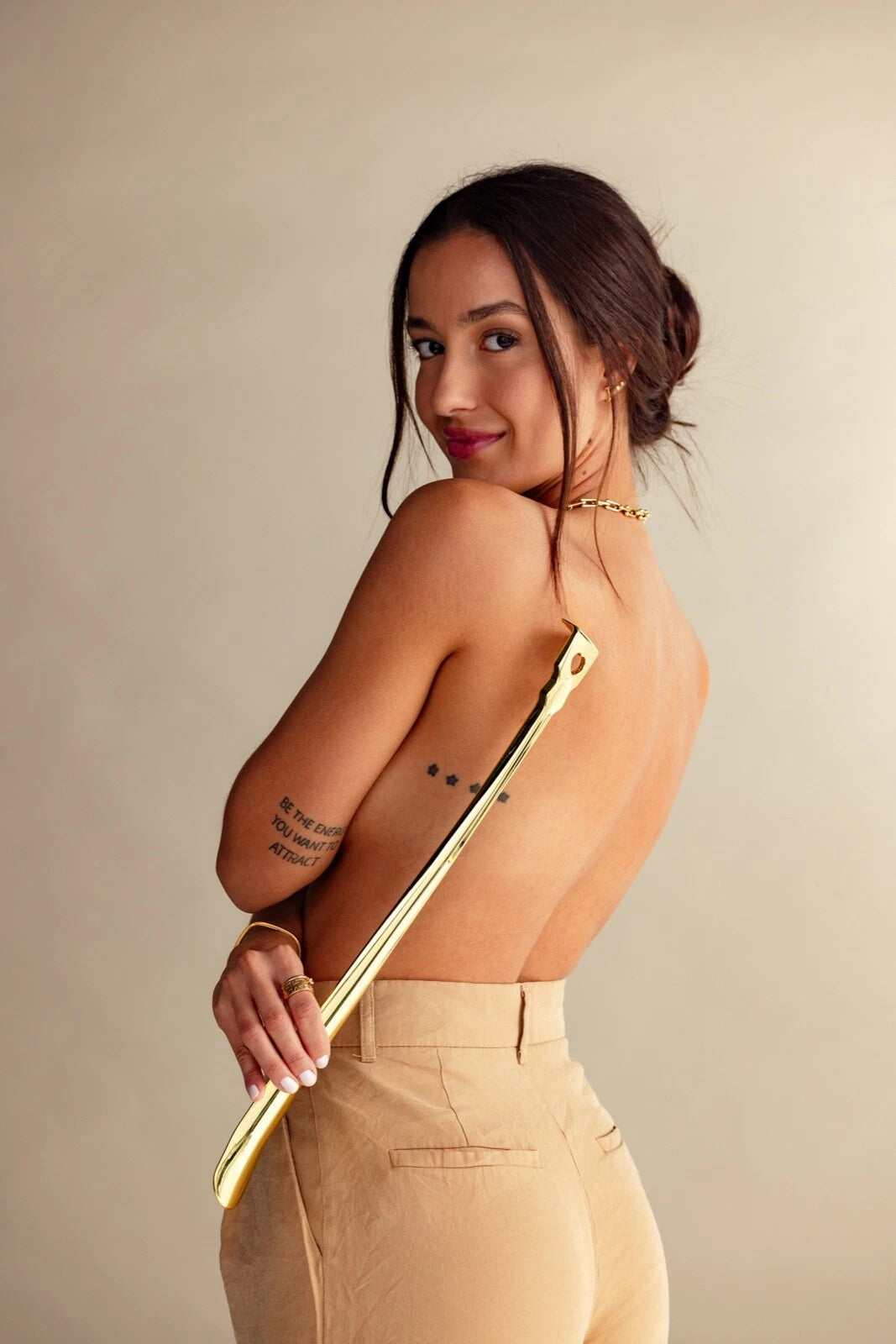 BACK SCRATCHER GOLD DIPPED 17.5"  BRAND NEW!