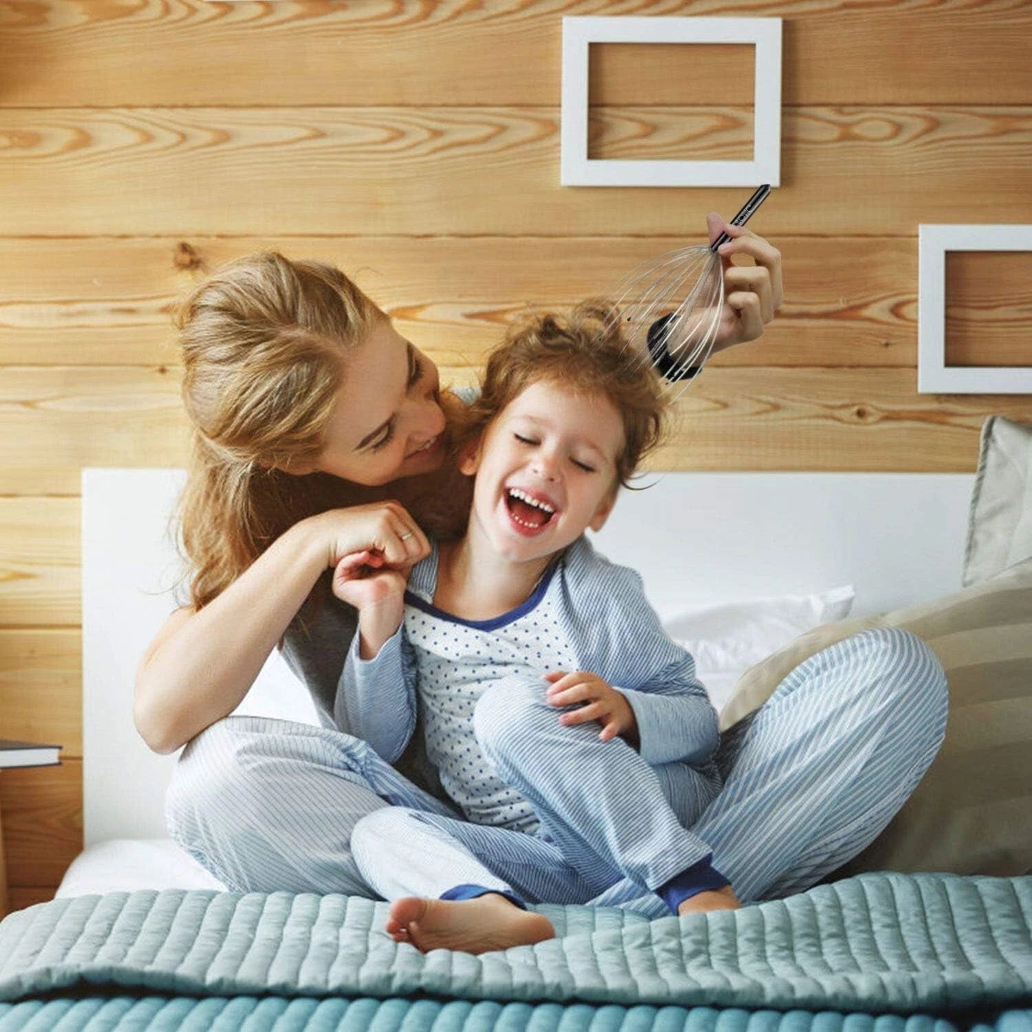 Head Massager Scratcher Tingler with 20 Fingers for Hair Scalp Deep Relaxation