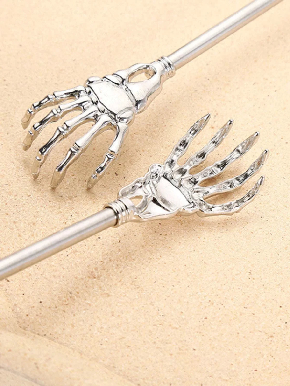 BEAR CLAW BACK SCRATCHER Metal Extending Extendable Massager Telescopic Portable