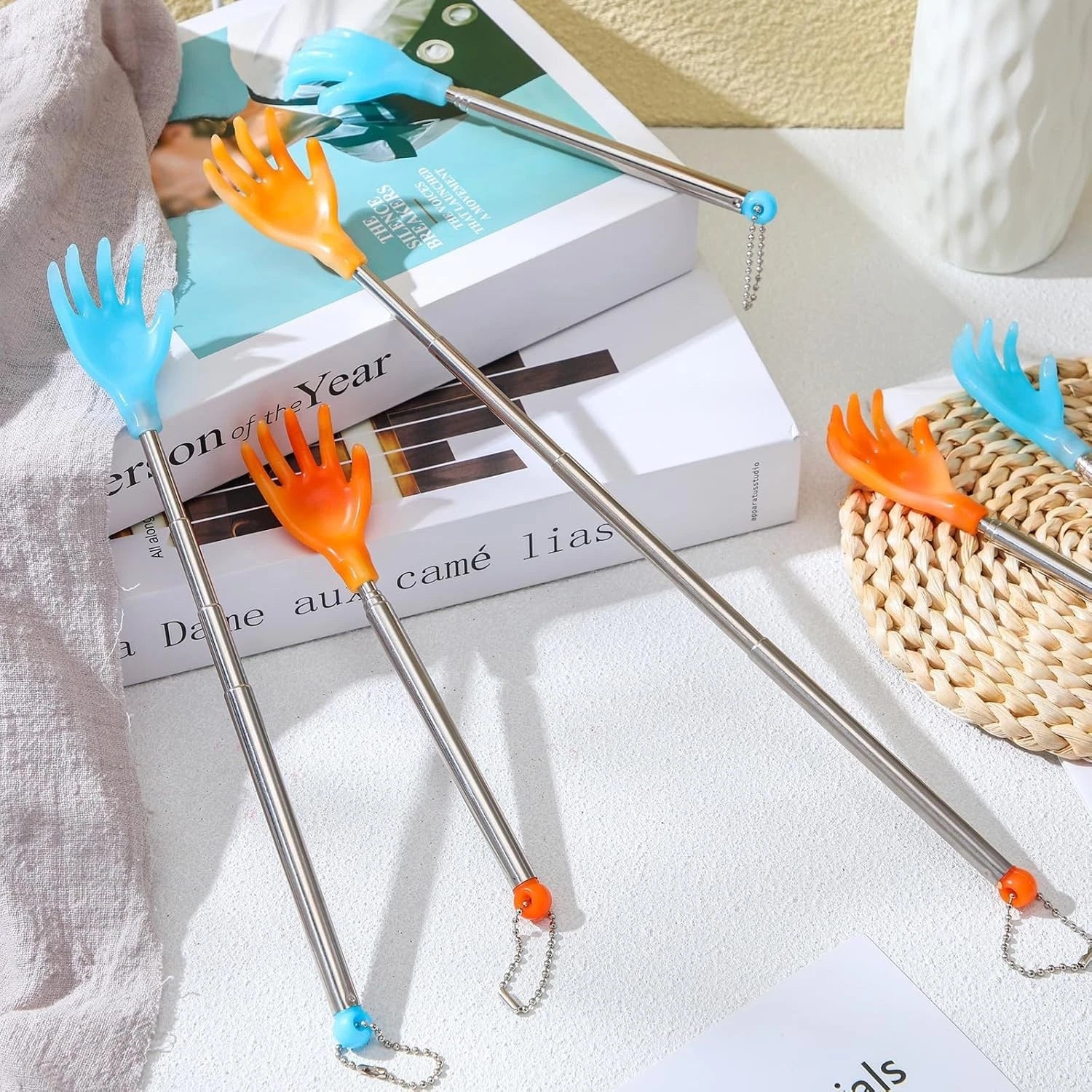 100-Piece Extendable Back Scratcher Set in Blue & Yellow - Ultimate Relief Tool