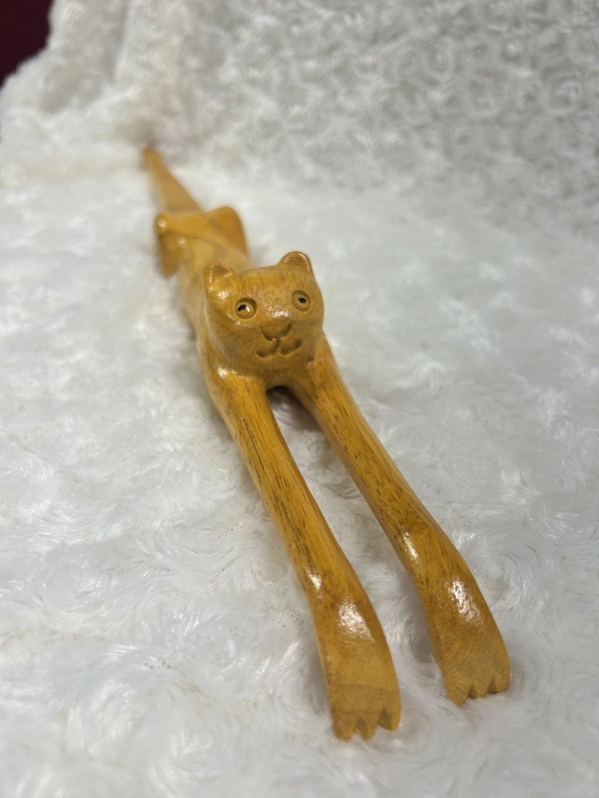 Wooden Cat shaped Back Scratcher, Manual Massage Tool.  17” Long