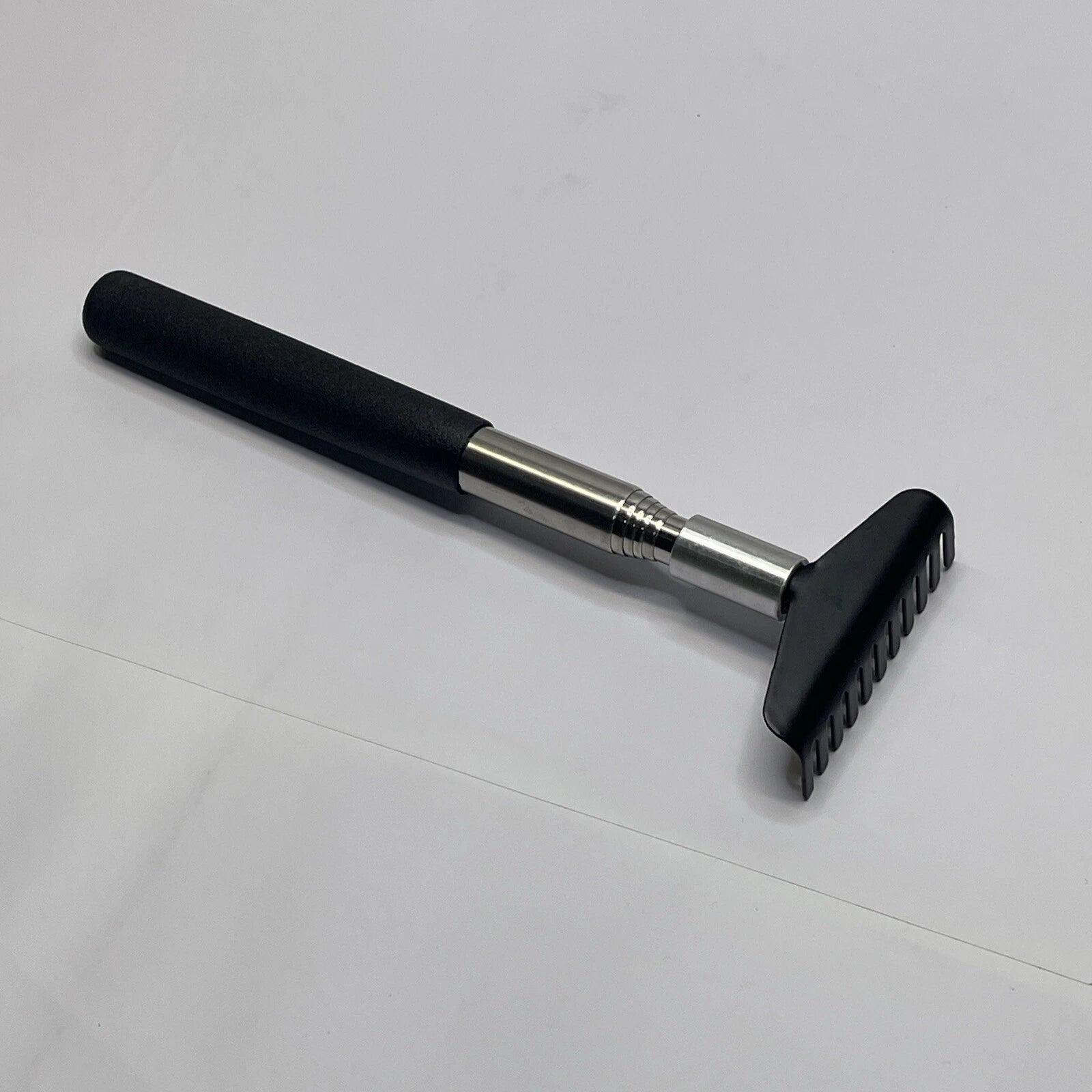Yikato 2 Back Scratcher Pack Portable Extendable Stainless Steel Massage Tools