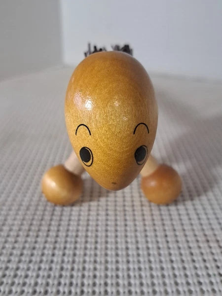 Scratcha LotUvus Wood Back Scratcher Massager 16"