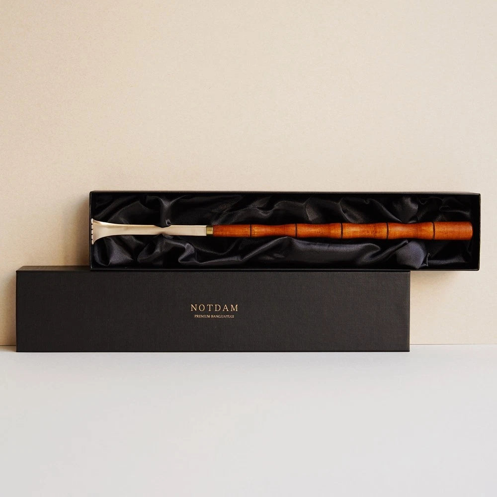 Premium Korean Brass Wooden Back Scratcher – Lacquered Yugi Handle Gift Set