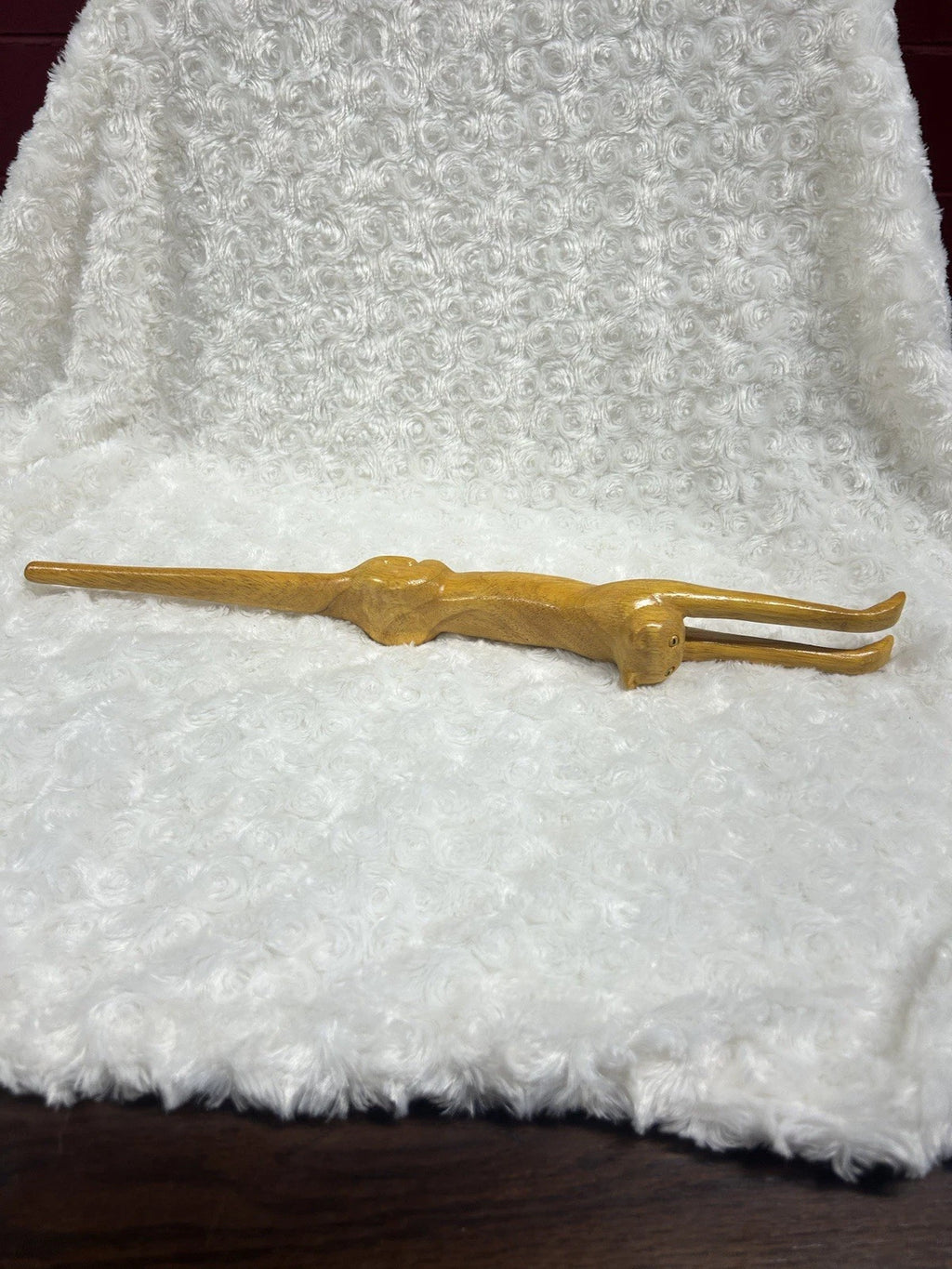 Wooden Cat shaped Back Scratcher, Manual Massage Tool.  17” Long