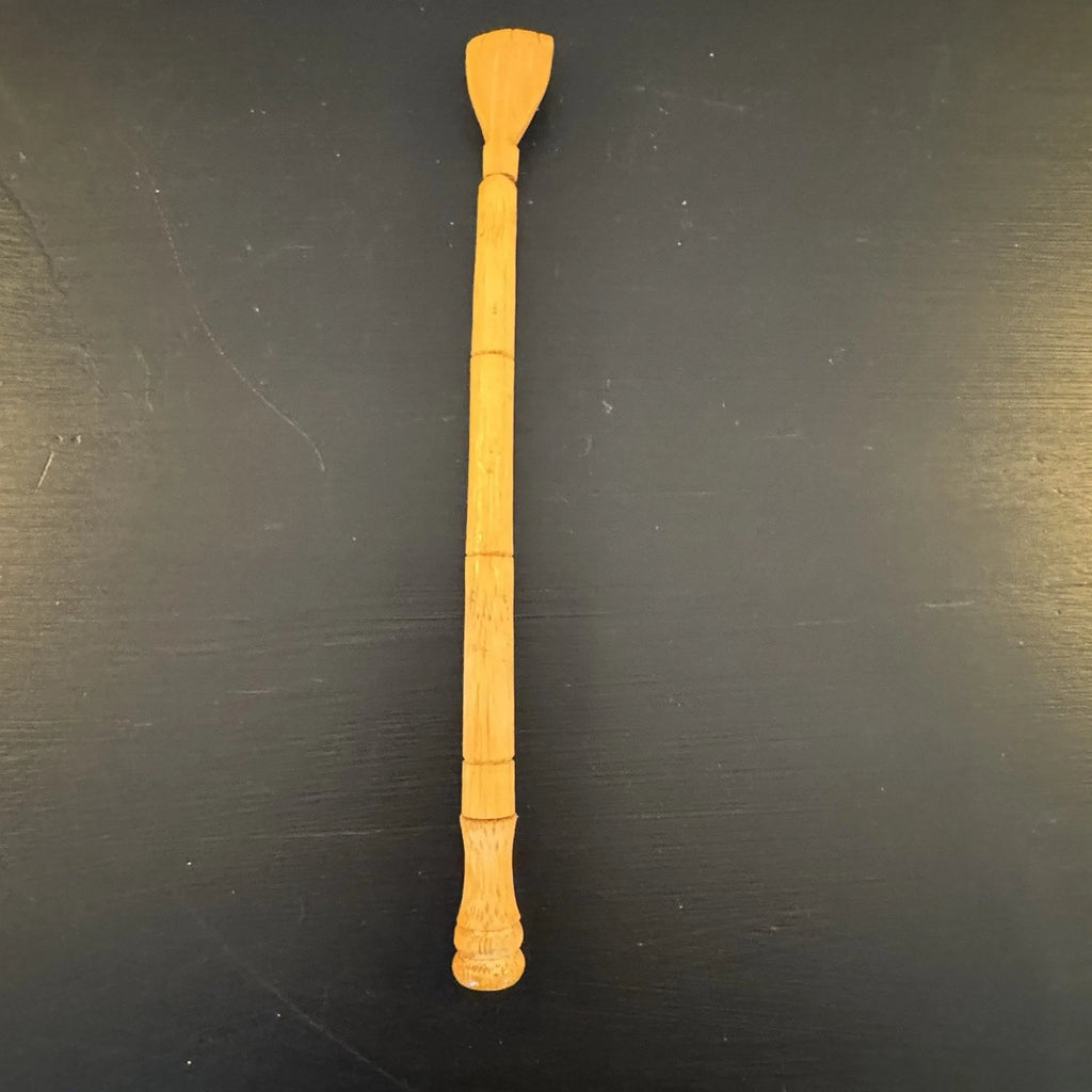 Vintage 9" Wooden Back Scratcher Hand-Carved Tool Massage Aid Natural Wood