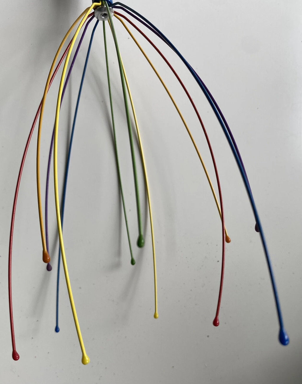 12 Fingers Head Massager Scalp Rainbow Scratcher Head Scratcher Relaxing