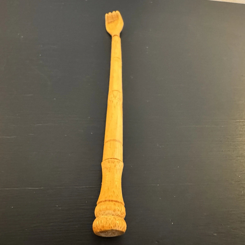 Vintage 9" Wooden Back Scratcher Hand-Carved Tool Massage Aid Natural Wood
