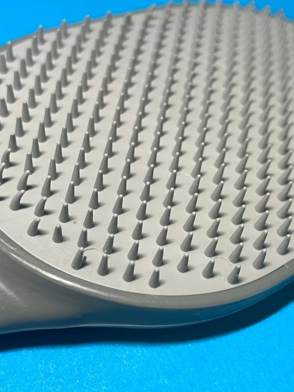 Give the Gift of Tingling Relief! The Body Scratcher Delivers a Deep Scratch