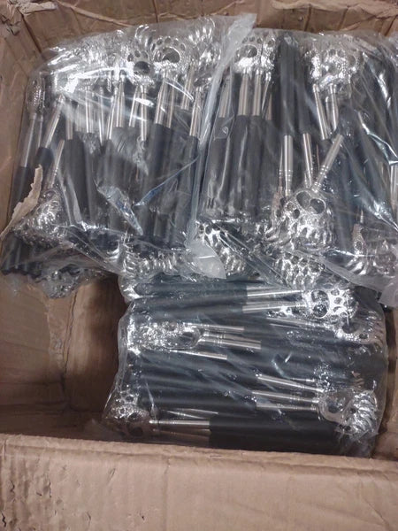 25 Pack Back Scratchers Family Pack/Gifts Metal Extendable 22" Best Deal Bulk